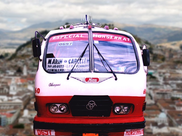 slider_quienes_somos_cooperativa_monserrat_quito6